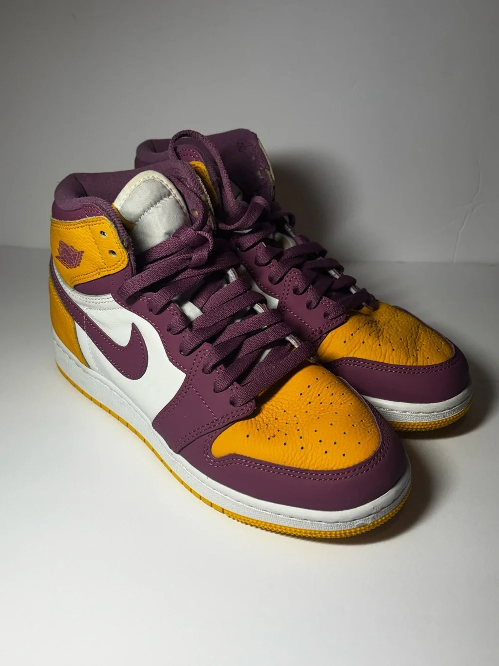 Boys Jordan High-Top Sneakers- Purple, Yellow, White💛 used but great condition!